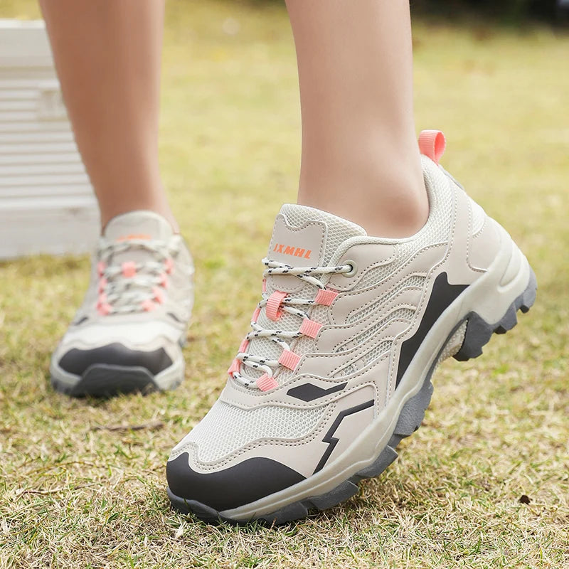 Non Slip Hiking Shoes Woman Summer Outdoor Trekking Shoes Women Mesh Breathable Mountain Shoes Trail Climbing