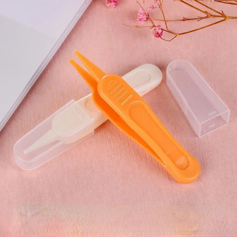 Baby Nose Cleaner Tool Toddler Nasal Cavity Care Supplies Kids Safety Tweezers Cleaning Forceps Baby Essentials Plastic Tweezers